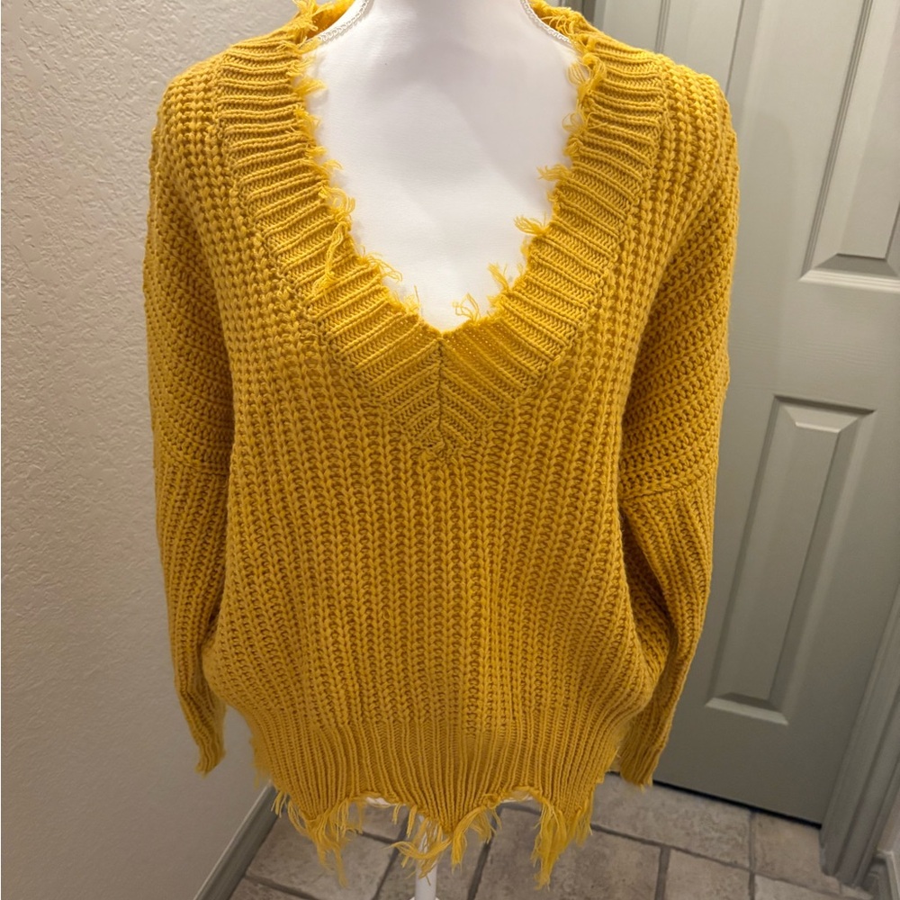 Main Strip Yellow V-Neck Sweater